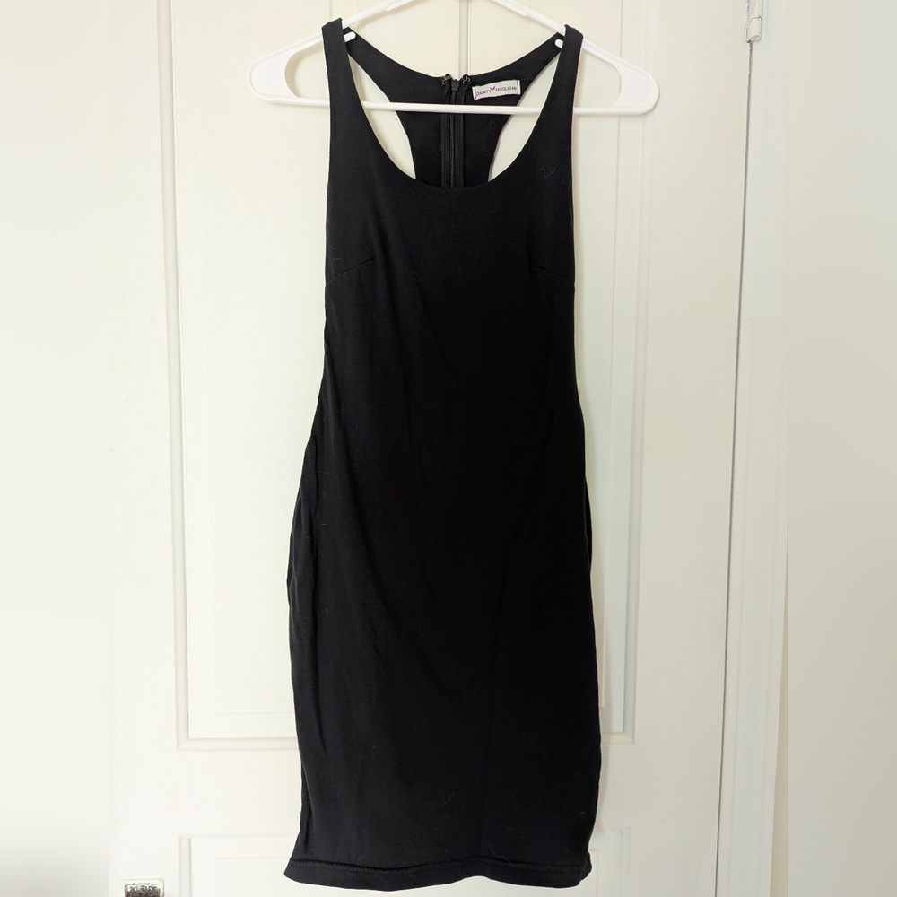 Elegant Black Sleeveless Dress